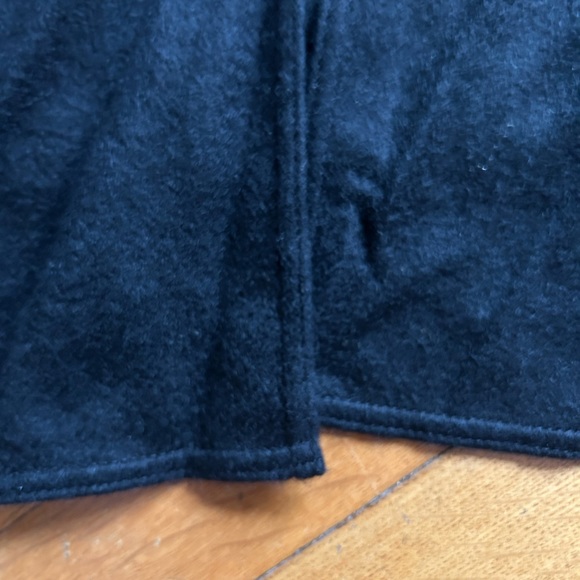 C by Bloomingdale’s Black Cashmere Shawl Wrap NWT - Picture 4 of 6